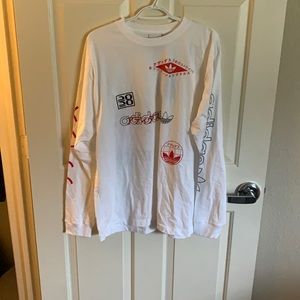 Super cool design adidas tee! Never worn!!